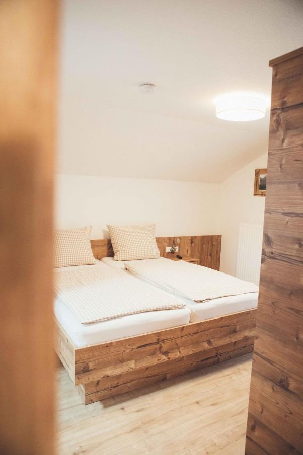 Haus Schwangau Apartment ภายนอก รูปภาพ