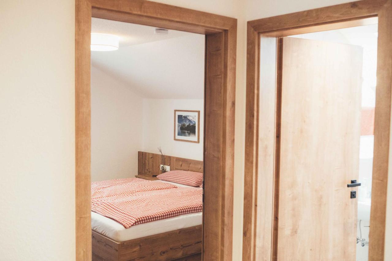 Haus Schwangau Apartment ภายนอก รูปภาพ