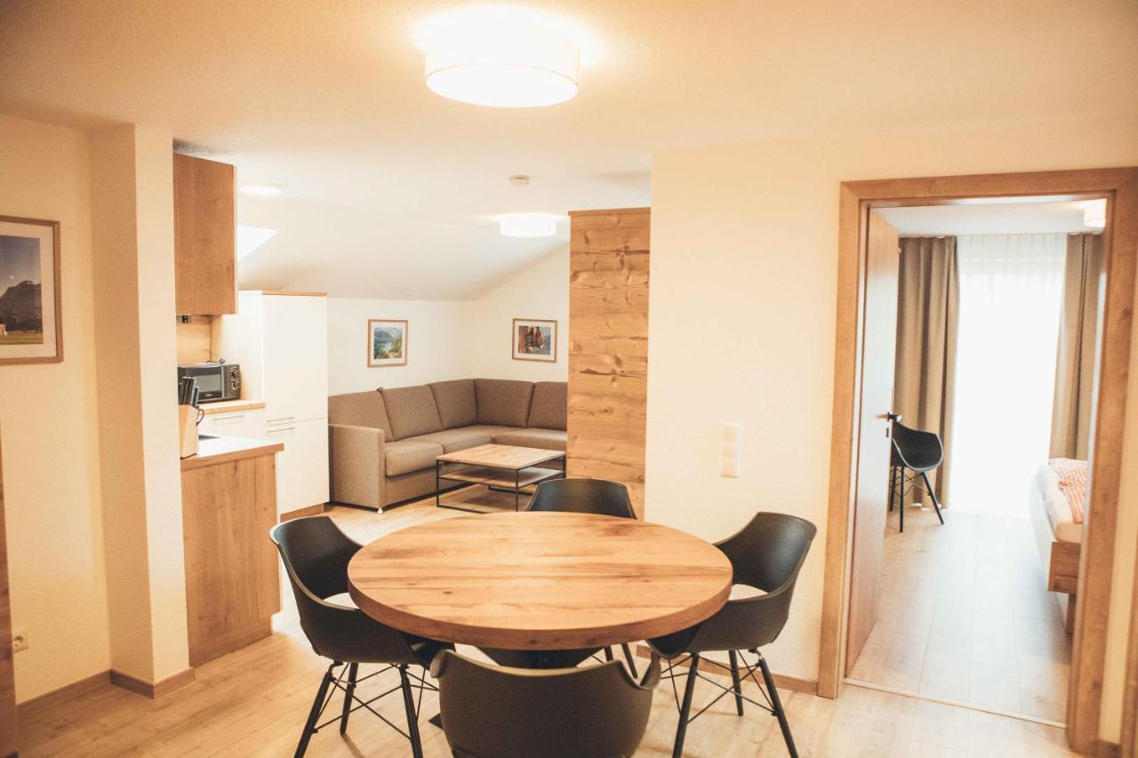 Haus Schwangau Apartment ภายนอก รูปภาพ