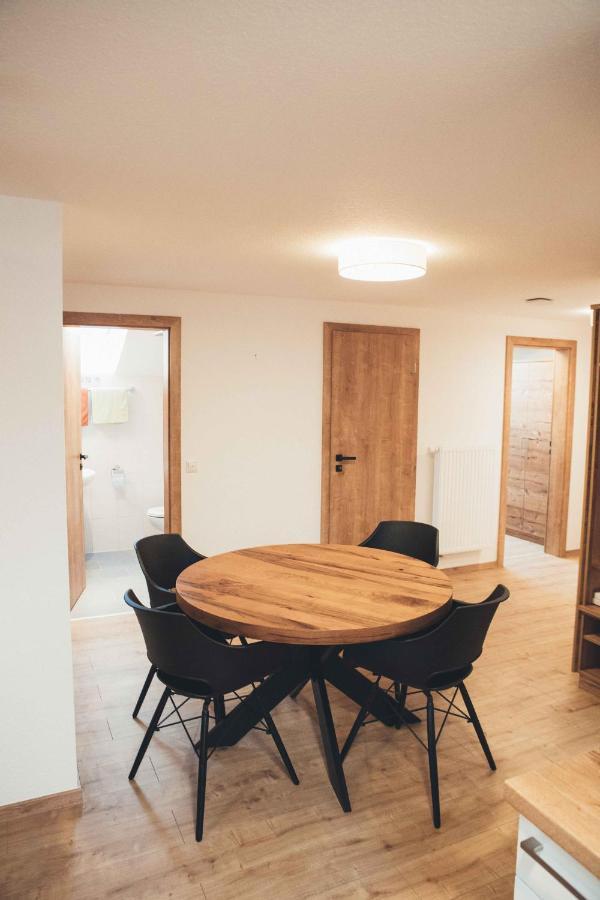 Haus Schwangau Apartment ภายนอก รูปภาพ